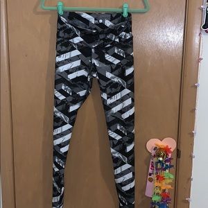 old navy active leggings